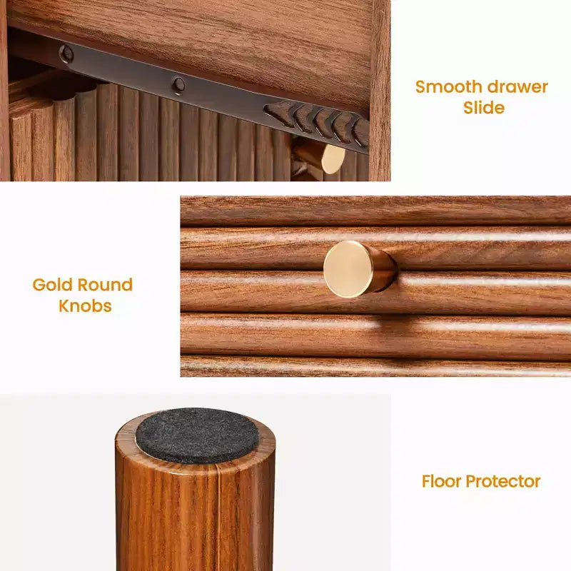 Comodino a 3 cassetti con finitura effetto legno e gambe solide